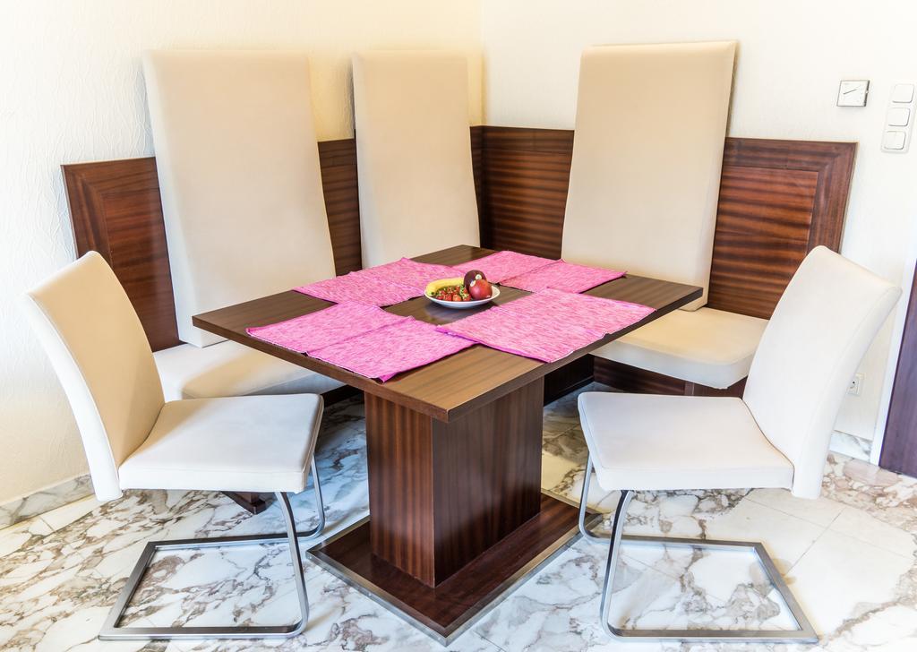 Living Hoher Markt Apartament