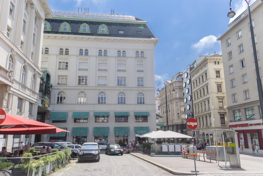 Living Hoher Markt Apartament *